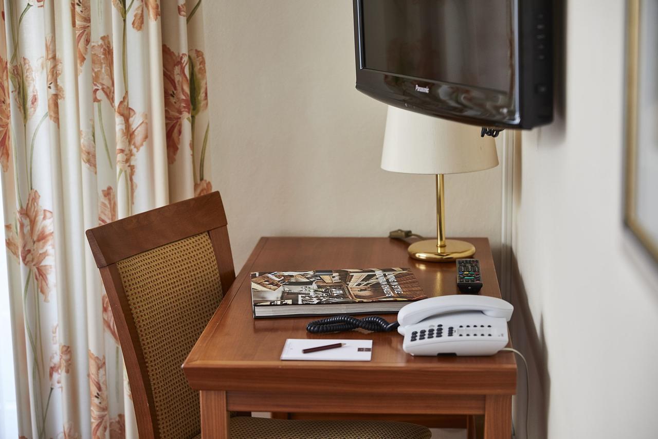 Hotel Rosenstock - Erwachsenenhotel - Adults Only 15 Plus 费斯恩 外观 照片